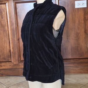 Vtg. Jones New York Sport, Cotton, Quilted Velet Vest